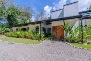 Modern Jungle Home for Sale Near Dominical Costa Rica- 190402 (3)