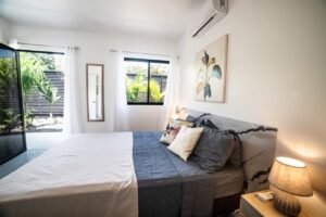 3 Bedroom Home with Private Jungle & Large Lot in Bahía Ballena, Uvita – 192334 (15)