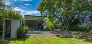 3 Bedroom Home with Private Jungle & Large Lot in Bahía Ballena, Uvita – 192334 (6)
