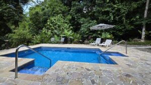 5530 – 3 Bedroom Home with Private Waterfall_06