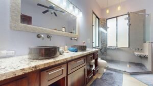 5530 – 3 Bedroom Home with Private Waterfall_19