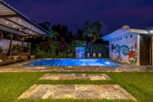 Elegant Tropical Home 5 Minutes from Marino National Park – 19355601(100)