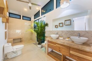 Elegant Tropical Home 5 Minutes from Marino National Park – 19355601(46)
