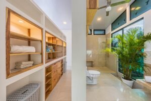 Elegant Tropical Home 5 Minutes from Marino National Park – 19355601(52)