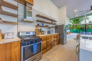 Elegant Tropical Home 5 Minutes from Marino National Park – 19355601(64)