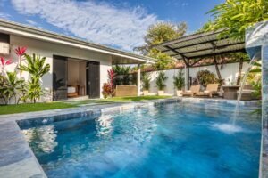 Elegant Tropical Home 5 Minutes from Marino National Park – 19355601(76)