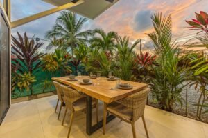 Elegant Tropical Home 5 Minutes from Marino National Park – 19355601(86)
