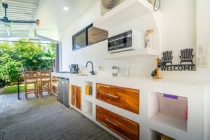 Modern 3 Bedroom Home Near Uvita Beach Walk to Marino Ballena National Park – 193396 (35)