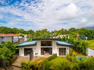 Modern 3 Bedroom Home Near Uvita Beach Walk to Marino Ballena National Park – 193396 (45)