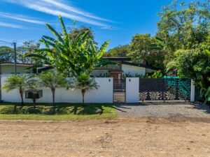 Modern Home Near Marino Ballena National Park Pool Home in Uvita – 193349 (30)