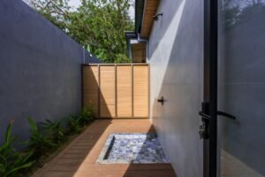 Tropical Modern Villa Near the Beach in Uvita New Construction 2025- 193876 (3)
