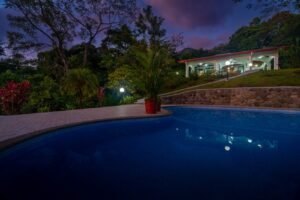 Villa Allamanda – Private Mountain Oasis with Ocean & Jungle Views in Tres Ríos (22)