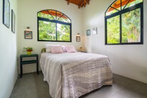 Villa Allamanda – Private Mountain Oasis with Ocean & Jungle Views in Tres Ríos (35)