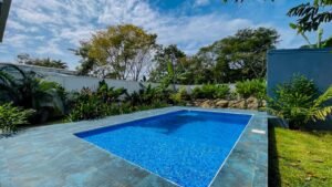 2 Bedroom Home for Sale in Uvita with Pool Walk to Beach & Town (10)