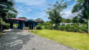 2 Bedroom Home for Sale in Uvita with Pool Walk to Beach & Town (29)