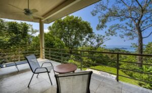 3 Bedroom Ocean View Home for Sale in Dominicalito (10)
