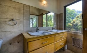 3 Bedroom Ocean View Home for Sale in Dominicalito (8)