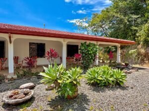 3 Bedroom Ocean View Home on 3.64 Acres Near Dominical Beach (32)