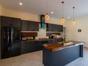 3 Bedroom Tropical Home in Uvita Walk to Beach & Park _ 197719 (3)