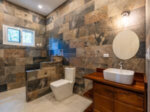 3 Bedroom Tropical Home in Uvita Walk to Beach & Park _ 197719 (5)