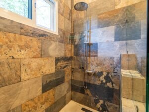 3 Bedroom Tropical Home in Uvita Walk to Beach & Park _ 197719 (57)