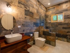 3 Bedroom Tropical Home in Uvita Walk to Beach & Park _ 197719 (60)