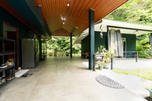 8_porch_3