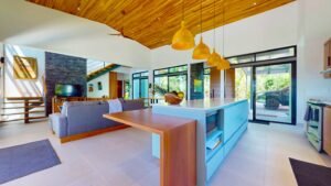 House for sale in Ojochal Costa Rica