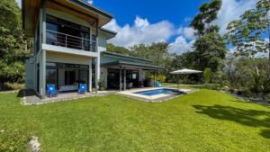 House for sale in Ojochal Costa Rica