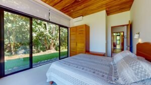 House for sale in Ojochal Costa Rica
