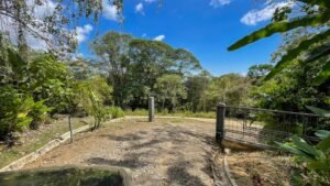 House for sale in Ojochal Costa Rica