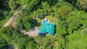 House for sale in Ojochal Costa Rica