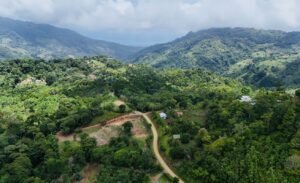 Ocean & Mountain View Lot in Morete 2,420 m² Near Uvita (10)