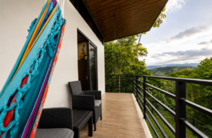 Turtle-houseterrace-side2