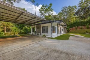 3-Bed Jungle Home with Extra Building Lot in Playa Hermosa – 198171 (32)