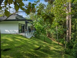 3-Bed Jungle Home with Extra Building Lot in Playa Hermosa – 198171 (8)