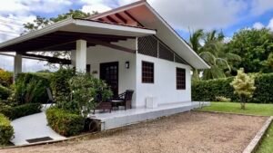 Home, 2 Rental Cabinas & Expansion Potential in Ojochal (24)