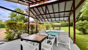 Home, 2 Rental Cabinas & Expansion Potential in Ojochal (31)