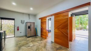 120016 – San Salvador Property 11