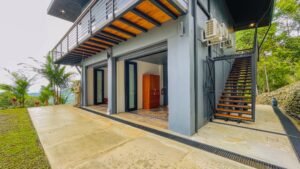 120016 – San Salvador Property 15