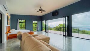 120016 – San Salvador Property 18