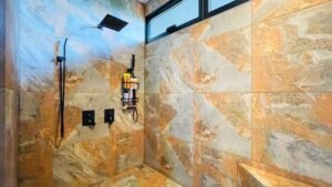 120016 – San Salvador Property 20