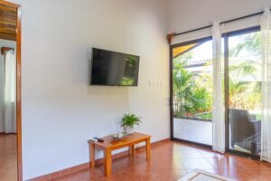 2 Bedroom House for Sale in Uvita Walk to the Beach – 200834 (23)