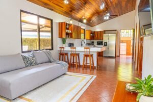 2 Bedroom House for Sale in Uvita Walk to the Beach – 200834 (4)