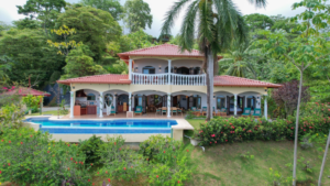4584 – Tucan Tango House, Ojochal 01