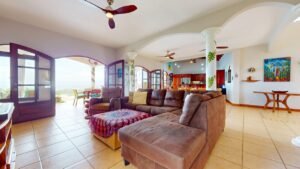 4584 – Tucan Tango House, Ojochal 10
