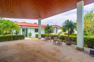 Villa Esmeralda Uvita House with Pool, Large Lot & Walkable Location – 201221 (34)