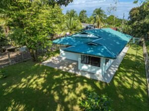 2-Bedroom Home 3-Minute Walk to Matapalo Beach, Costa Rica(24)