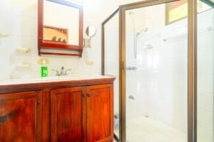 2-Bedroom Ocean View Home in Tres Ríos with Panoramic Pacific Views (7)