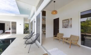 4-Bedroom Home in Uvita Near Whale’s Tail Beach Pool & Land (22)